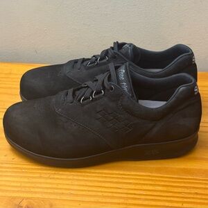 SAS Free Time Comfort Walking Shoes Black Nubuck Womans sz 7.5 WW X-Wide $195